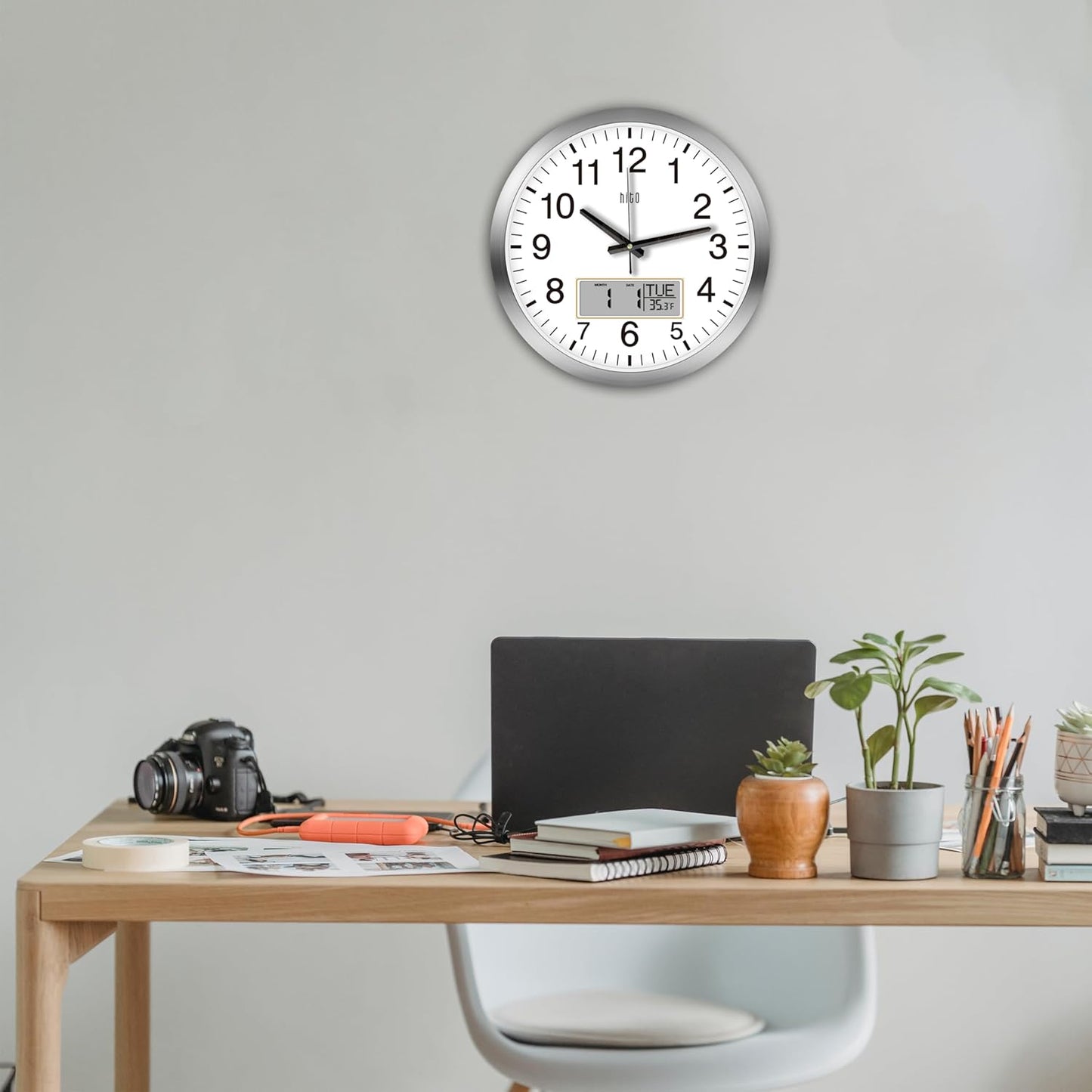 HITO 14 Inch Silent Wall Clock Battery Operated with Temperature and Date, Large Wall Clock for Living Room Decor, Office, Classroom, Bedroom