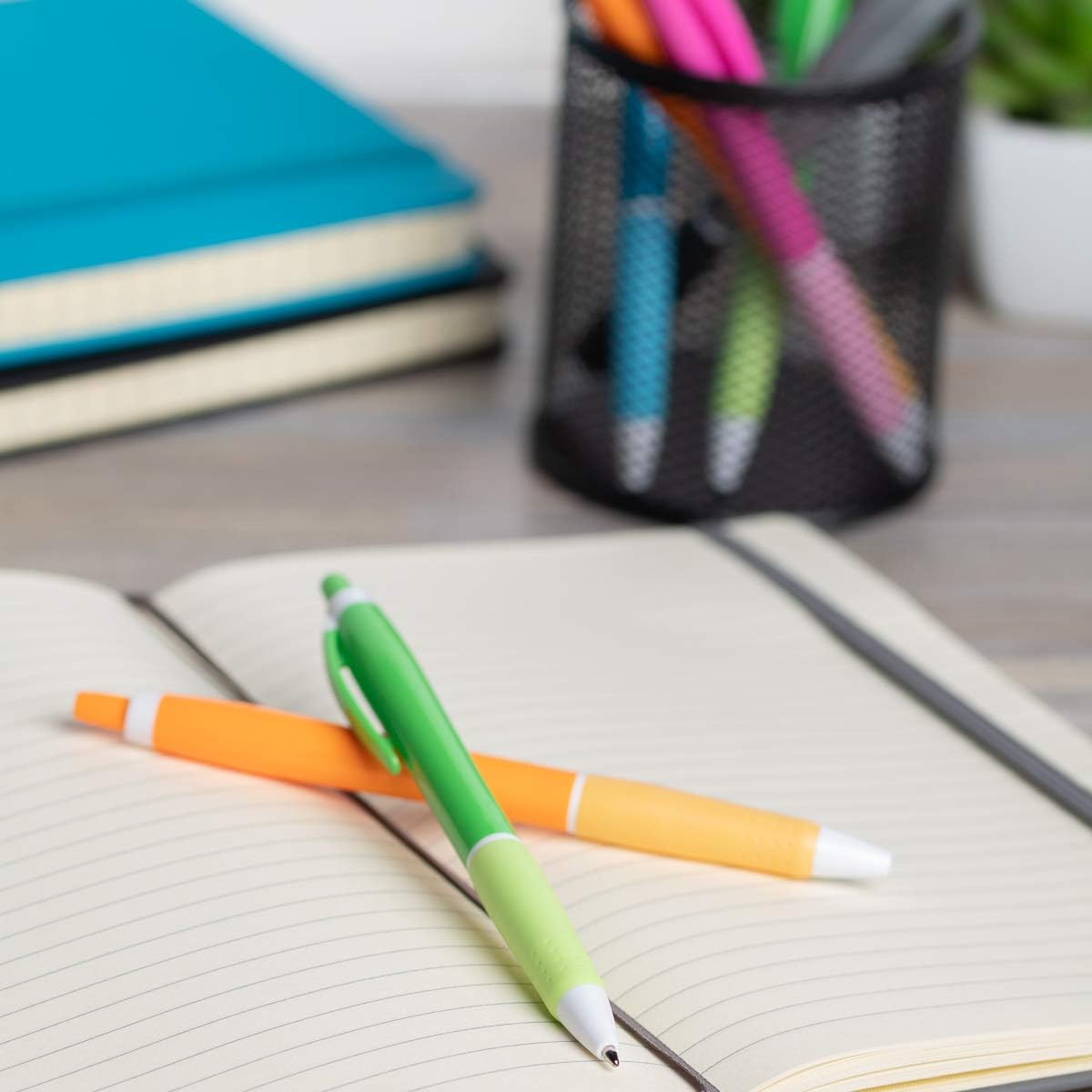 100 Pack Office Pens, Retractable Ballpoint Pens in Black Ink, Ideal for Schools, Notebooks, Journals (Assorted Colors, 100pcs)