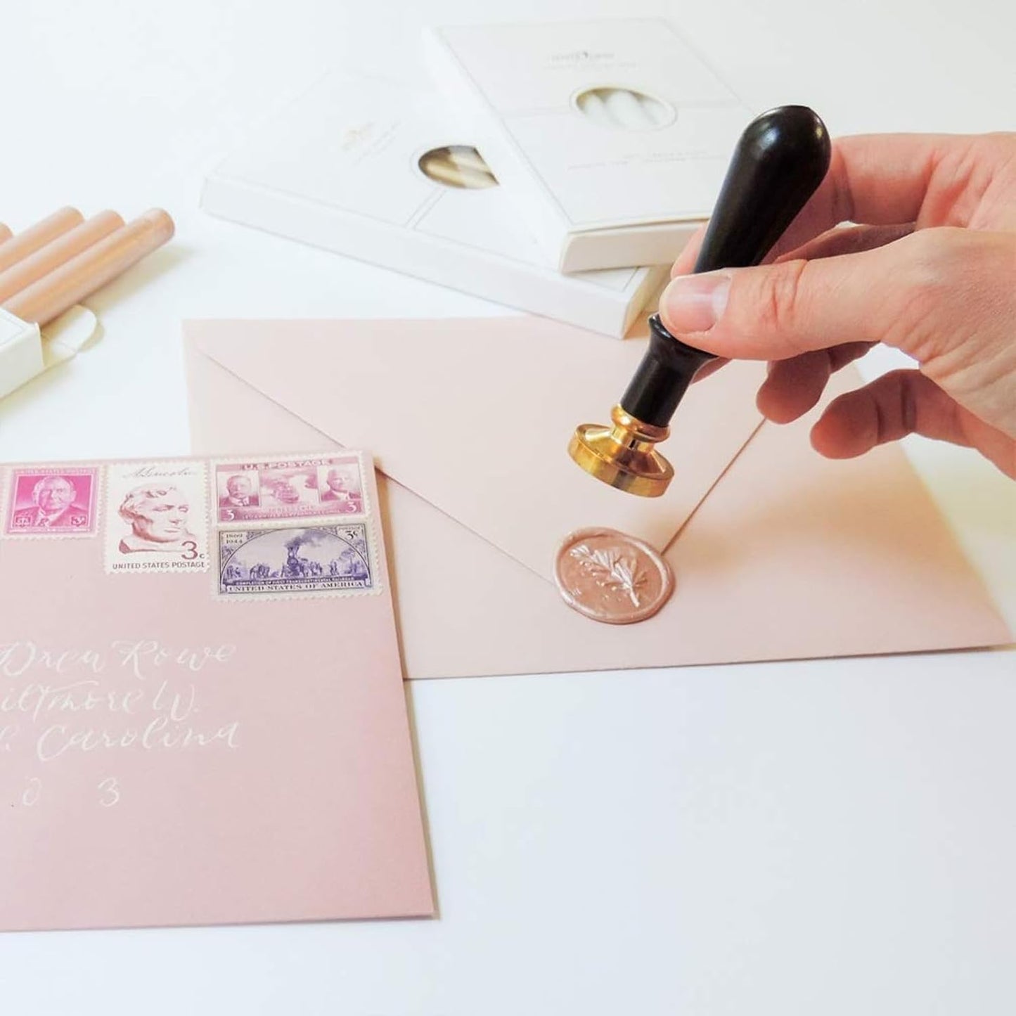 UNIQOOO Metallic Champagne Rose Glue Gun Sealing Wax Sticks for Wax Stamp, Wedding Invitation, Card Envelope, Snail Mail, Wine Package, Gift, Pack of 8