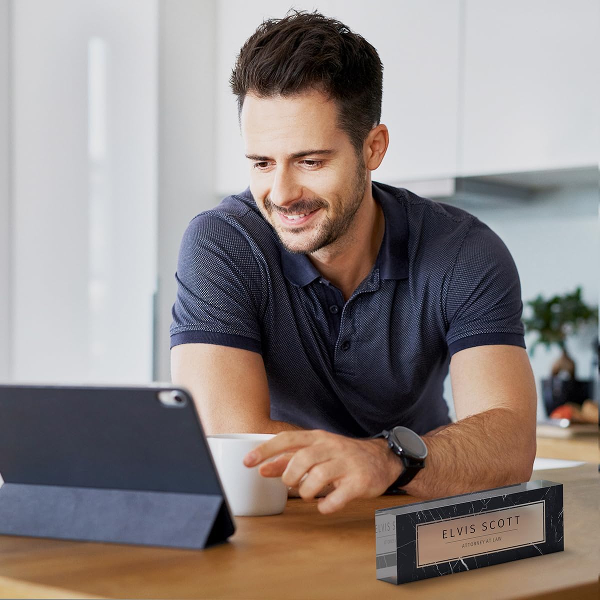 Simple Desk Name Tag: Personalized Name Plate for Office, Minimalist Acrylic Name Plates for Desks