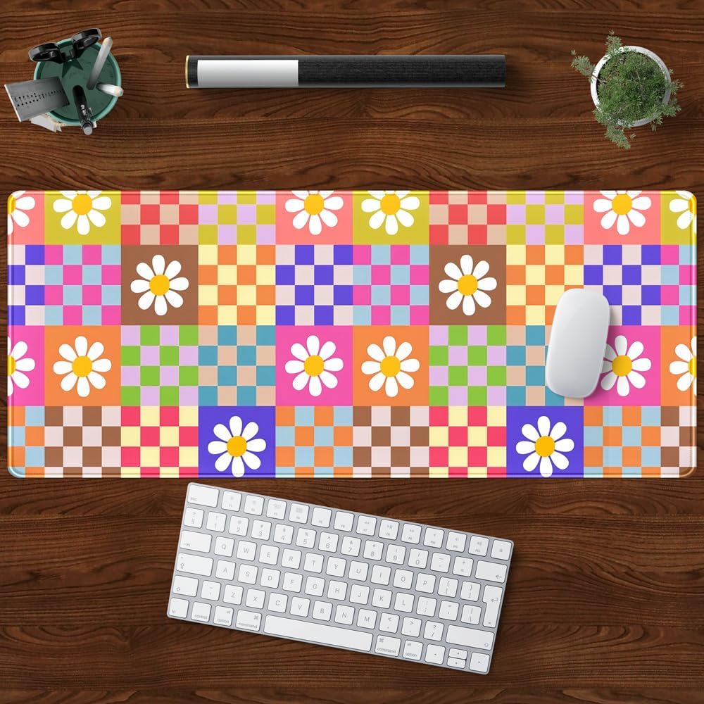 Pink Desk Mat Trendy Checkered Aesthetic Desk Pad Computer Large Mouse Pad Aesthetic Desk Accessories Office Gifts for Her Cute Keyboard and Mouse Pad Desk Computer Mat 31.5 X 11.8 in