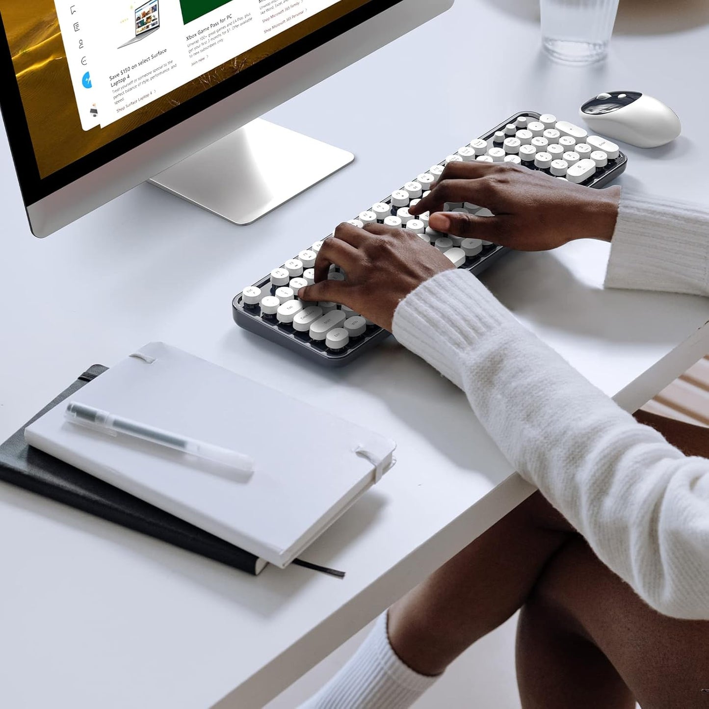 Wireless Keyboard and Mouse Combo, 104 Keys Full-Sized Typewriter Keyboards and Retro Mouse, 2.4 GHz USB Receiver Plug and Play, for Windows 7 8 10, PC, Laptop, Desktop (Dark Blue)