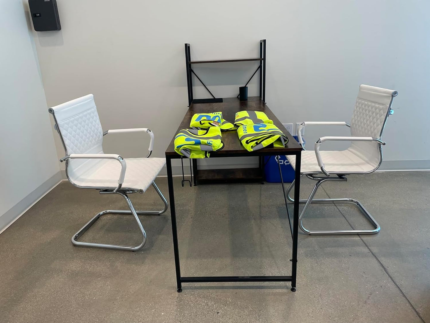 Office Guest Chairs Reception Chairs Waiting Room Chairs Set of 2 Conference Room Chair with Mid Back, Modern PU Leather Desk Chair, White