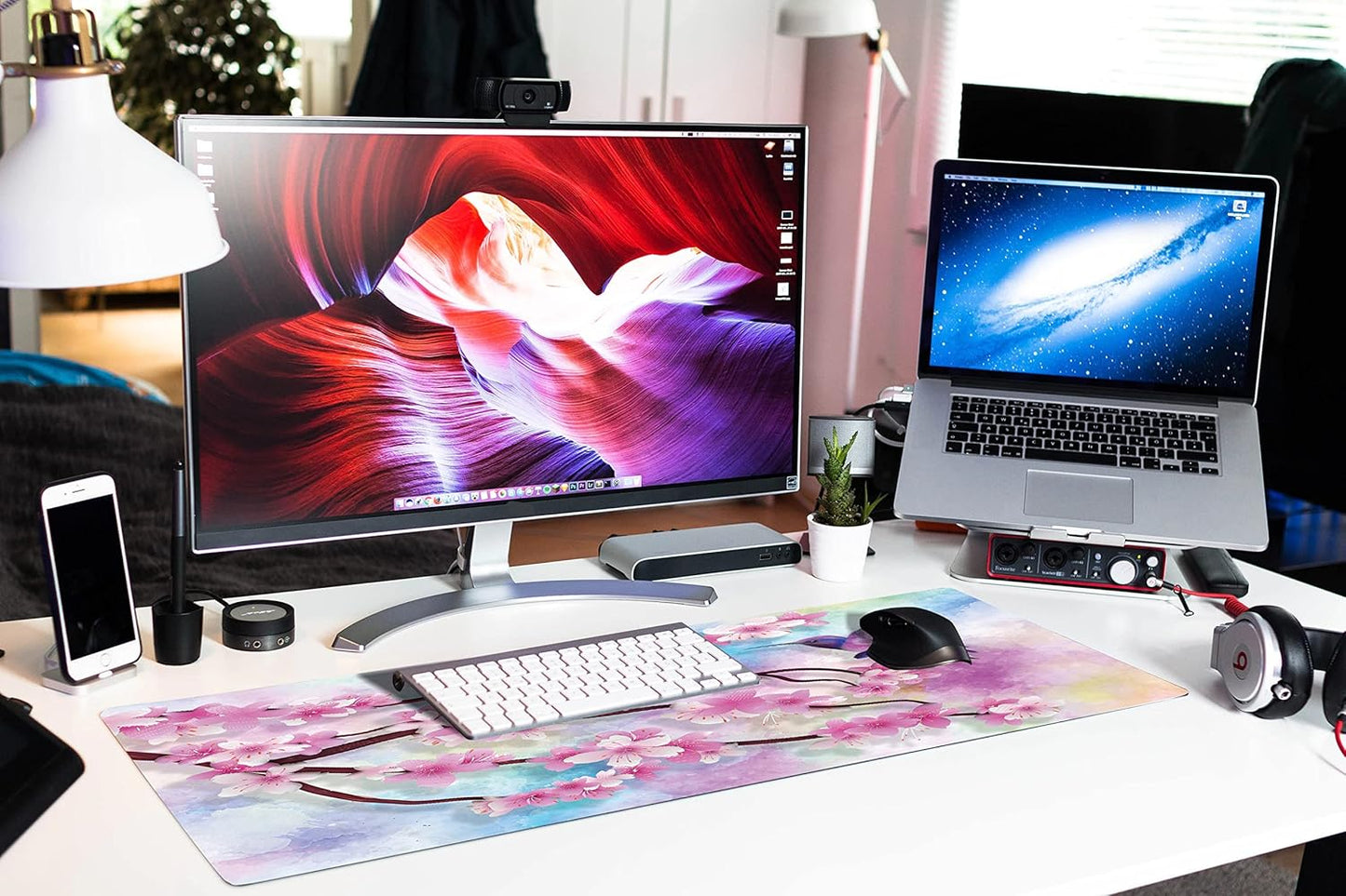 Extended Large Gaming Mouse Pad Spring Peach Blossoms and Hummingbirds XXL Size Keyboard Mouse Mat Desk Pad with Non Slip Rubber Base Stitched Edges Office Decor for Women Girls Men,35.4 x 15.7inch