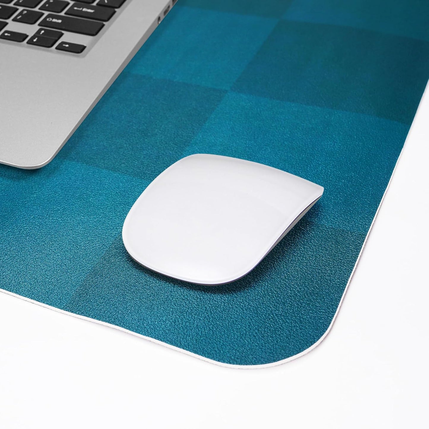 Non-Slip Desk Pad, Mouse Pad, Waterproof PU Leather Desk Protector, Large Desk Blotter, Easy Clean Laptop Desk Writing Mat for Work/Home/Decor(Dark Green 31.5" x 12")