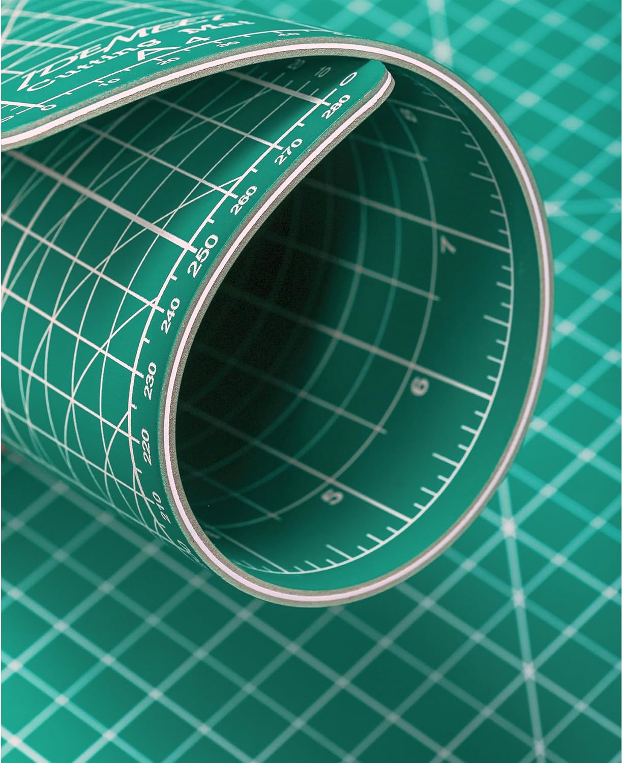 Density-upgraded 18" x 24" Self Healing Sewing Mat, Idemeet Rotary Sewing Mat for Crafts, 5-Ply Cut Board for Fabric Leather Cutting Quilting Modeling Hobby Project, Scale Size 18" x 24", Green