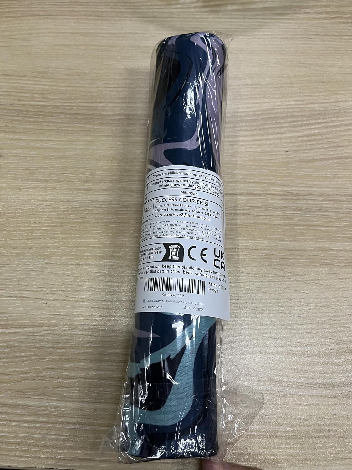 Large Mouse Pad for Desk - Gaming Mouse Pad with Stitched Edges, Anti-Slip Base, Desk Mat Desk Pad for Keyboard and Mouse